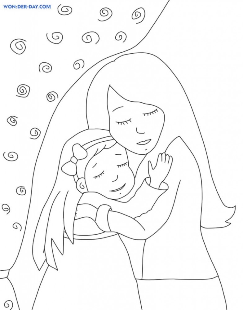 Мама обнимает дочку