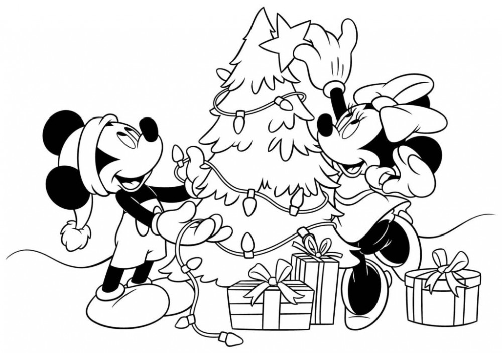Микки Маус и Минни украшают елку