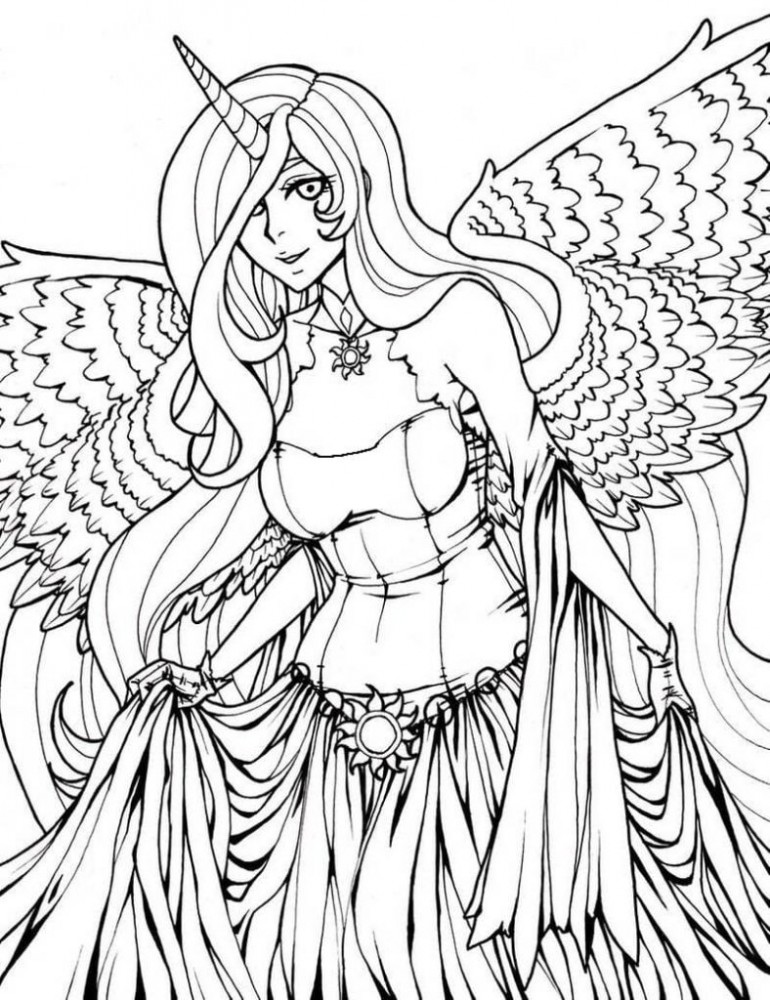 Девушка-единорог с большими крыльям