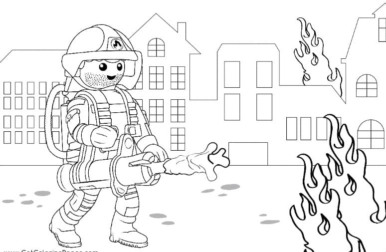 Для борьбы с огнем у пожарных есть не только огнетушитель, лопата и веревка, но и водяная пушка
