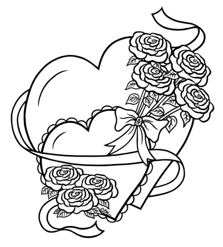 Два сердечка с букетом роз