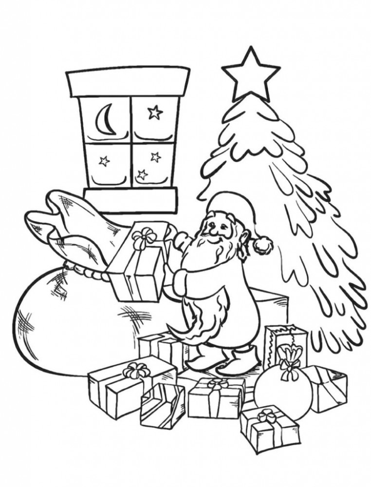 Дед Мороз складывает подарки в мешок